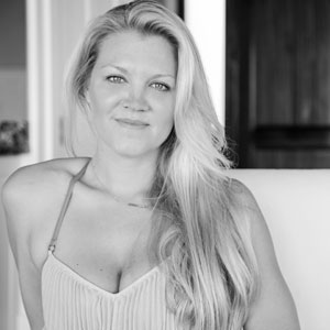 cortney ostrosky yoga teacher