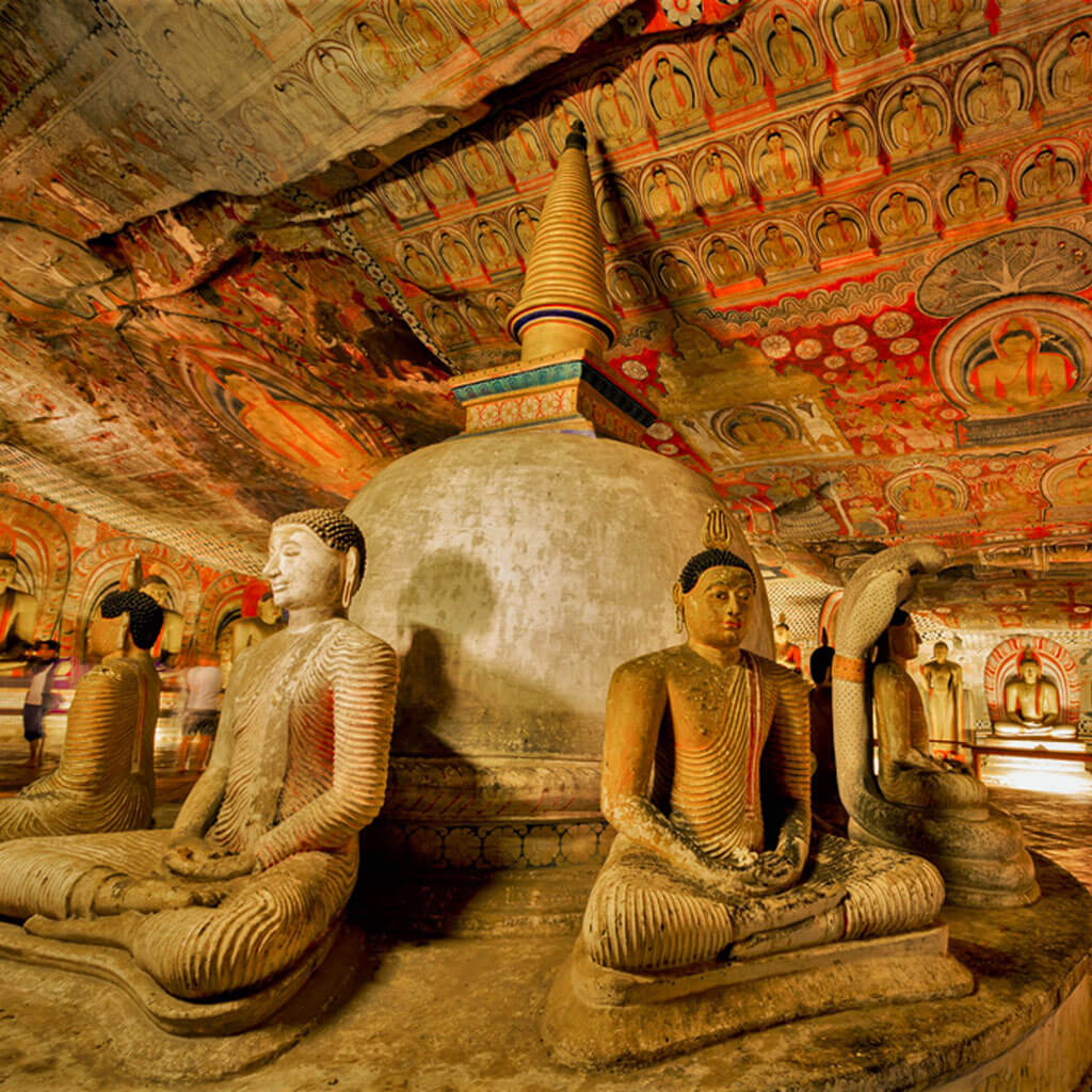 Dambulla_Cave_Temple_Sri_Lanka_yoga