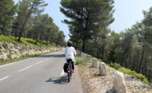 E-biking to Les Baux de Provence via Dropbox.