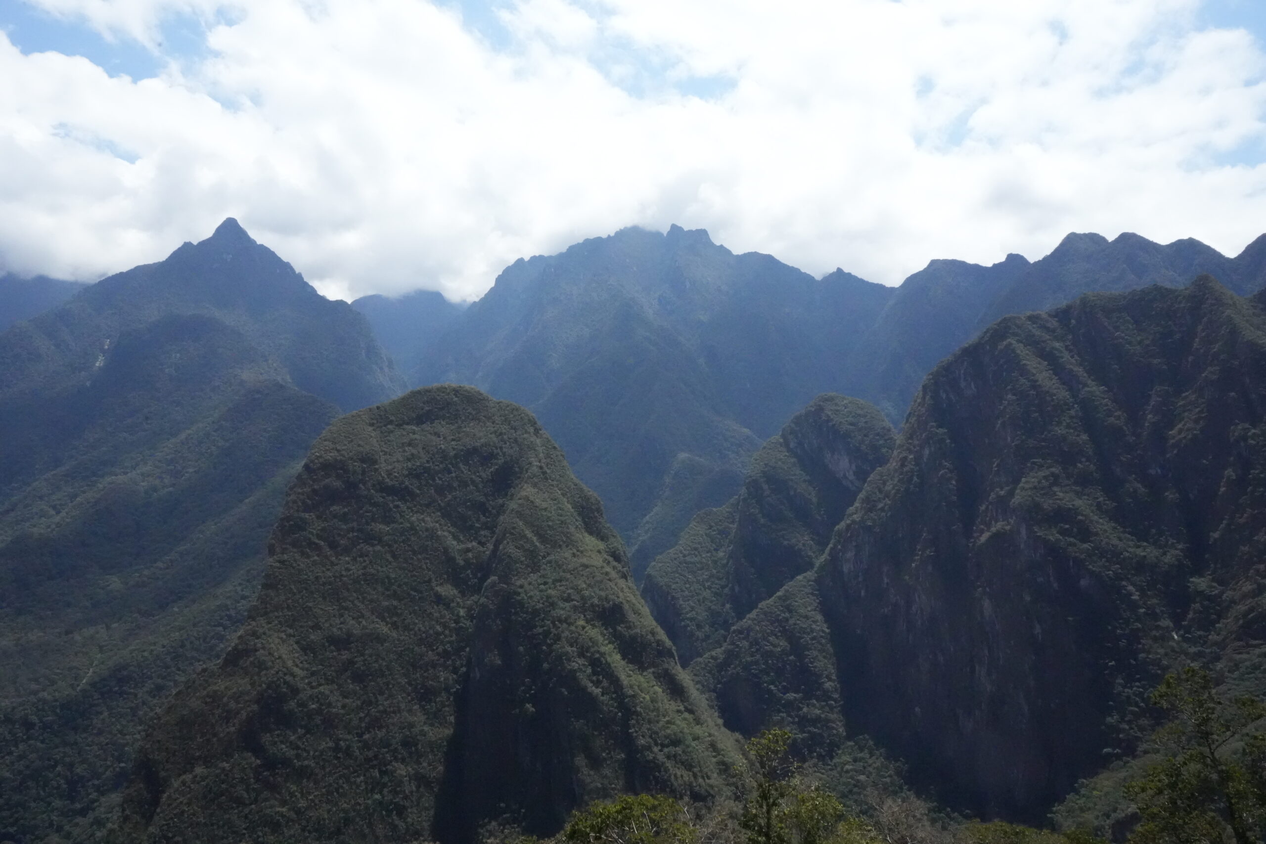 Mountains surrounding Macchu Picchu in Peru via Dropbox.