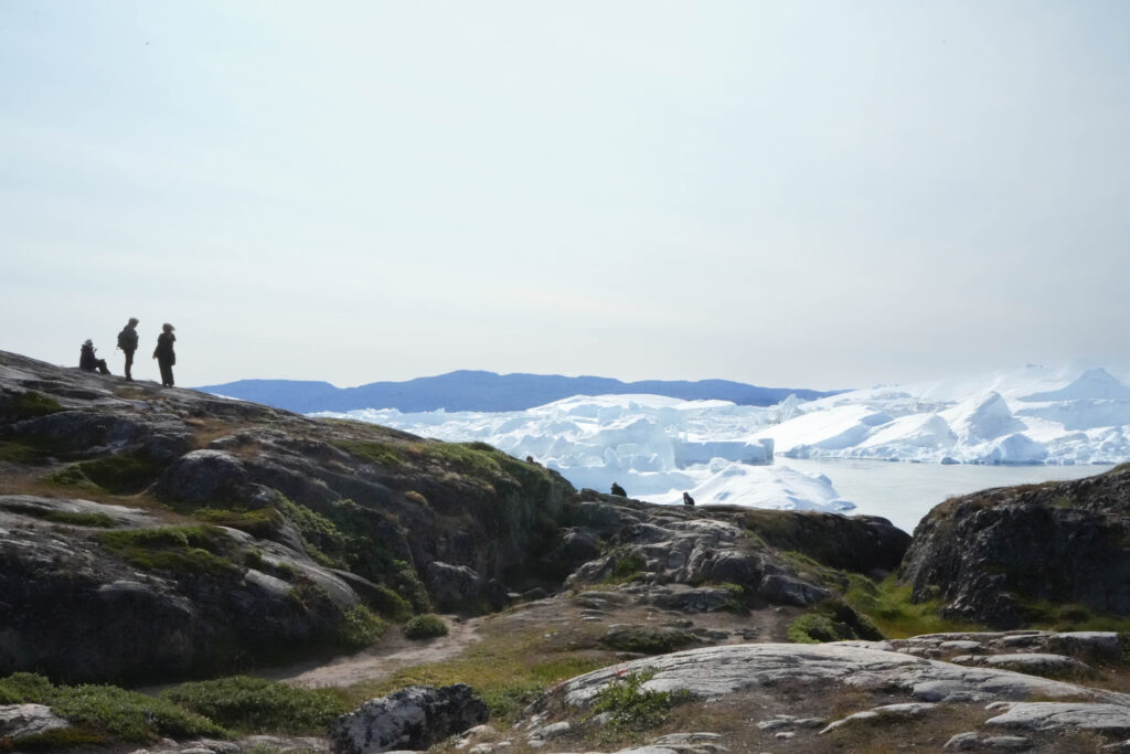 Iceberg viewing in Ilulissat via Dropbox