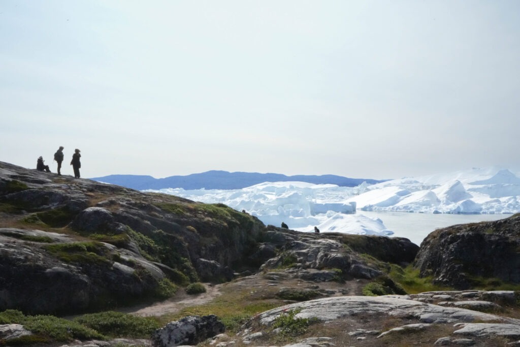 Iceberg viewing in Ilulissat via Dropbox