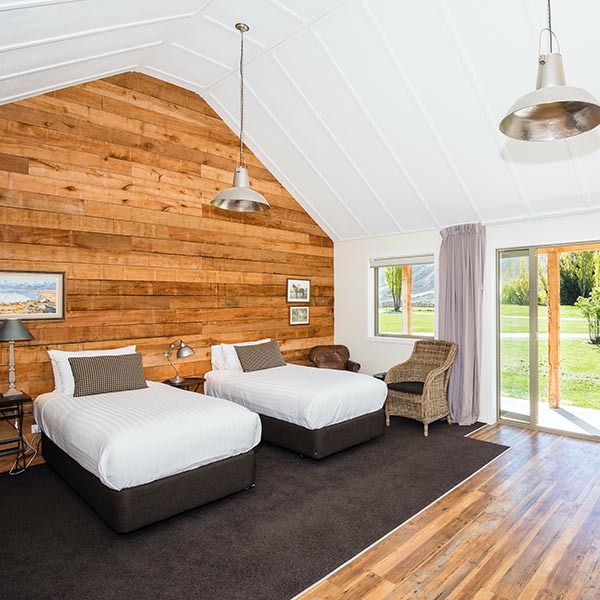 Endulge in luxury on a yoga retreat New Zealand with The Travel Yogi